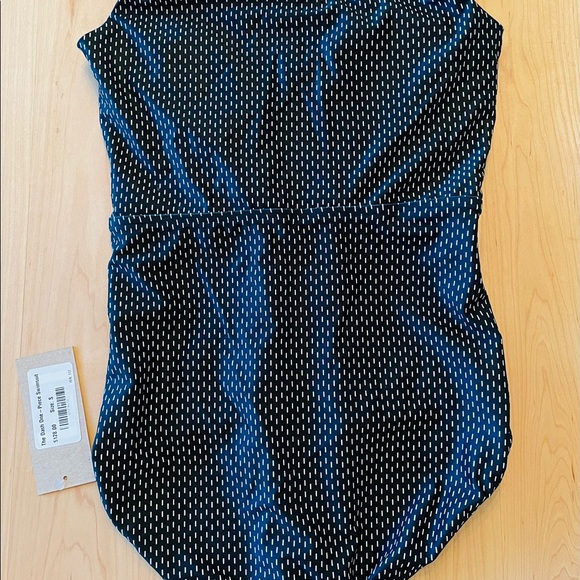 Albion Fit One Piece Bathingsuit NEW with tags - Picture 4 of 6